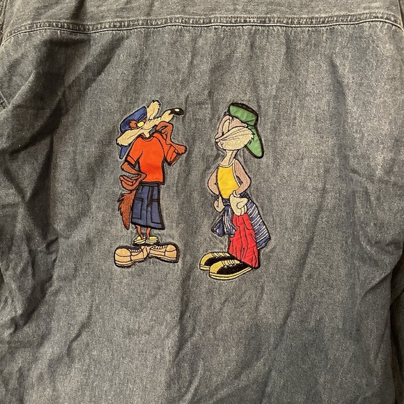 Vtg Looney Tunes Shirt Mens XL Denim Bugs Bunny Taz Embroidered 90s Button Up - Picture 4 of 8